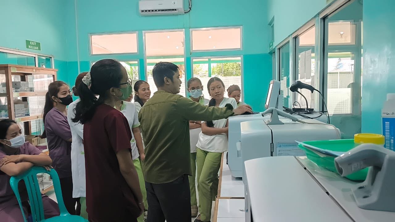 Instalasi dan Training Penggunaan TerasLIS di RS Fatima Ketapang Kalimantan Barat - Foto 2